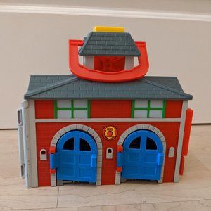 Thomas the Train Take Along Sodor Rescue Station